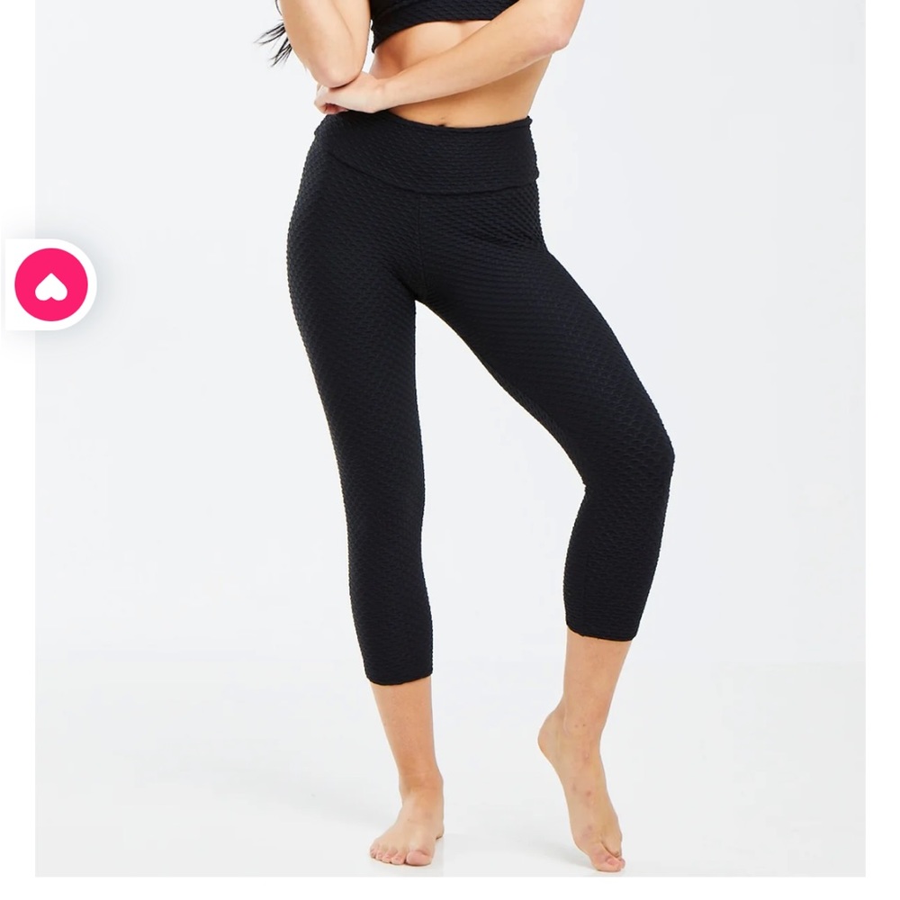 Great condition!! Booty by Brabants black croco cropped leggings